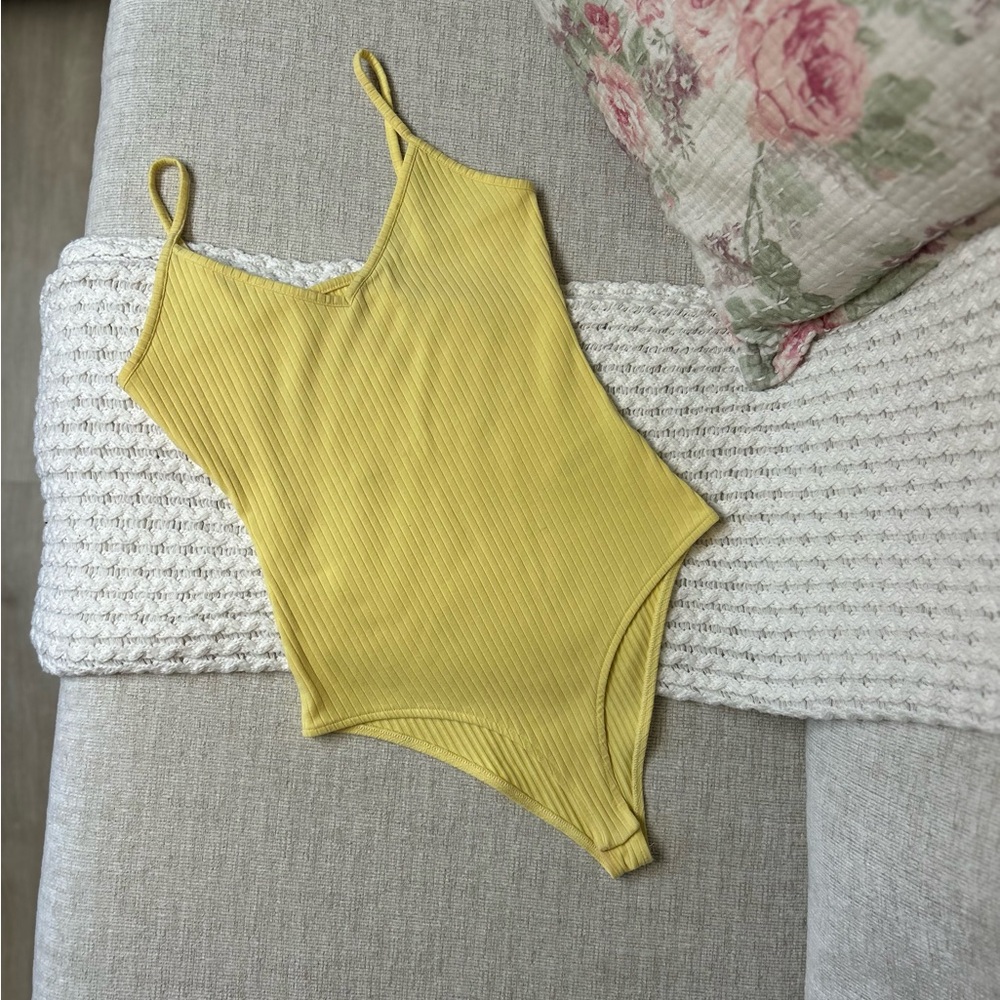 Yellow Ribbed Bodysuit - Picture 3 of 5